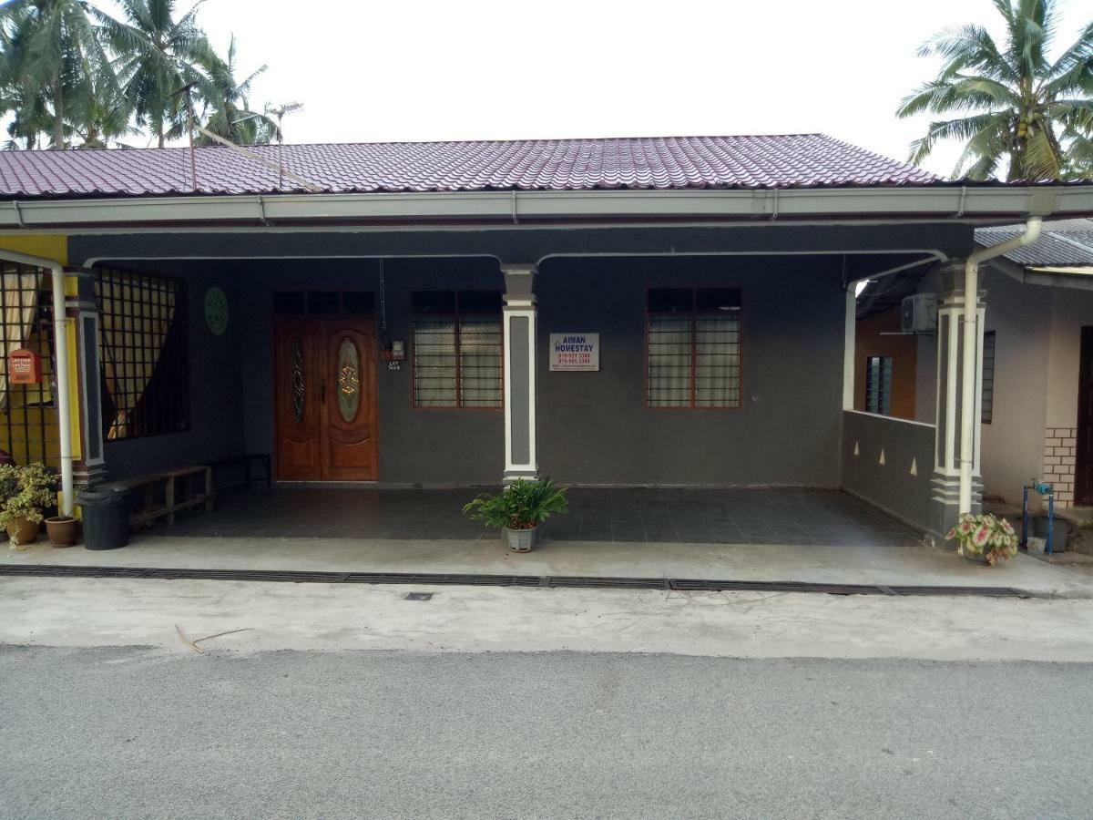 Aiman Homestay Маранг Екстериор снимка